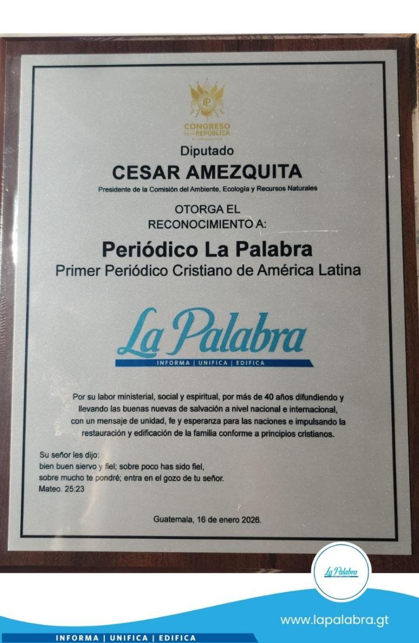 Congresista reconoce trayectoria del Periódico La Palabra